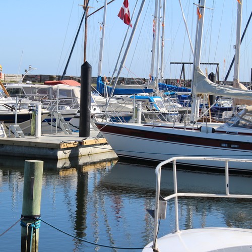 Tips for the new yacht owner - Choice of port
